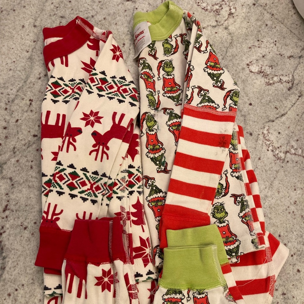 Lot of two (2) Hanna Andersson Christmas long Johns in Size 3 (90)